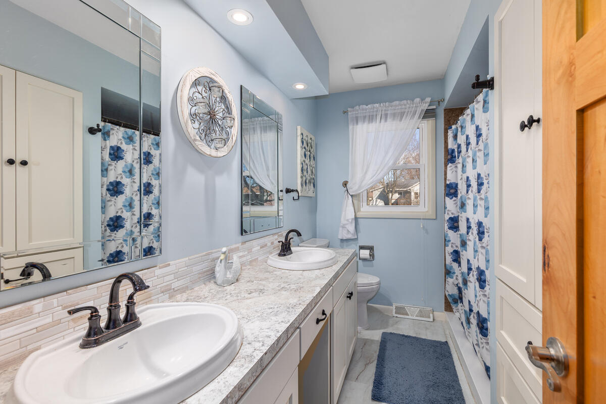 2727 Hope Street, Hudsonville, MI, 49426