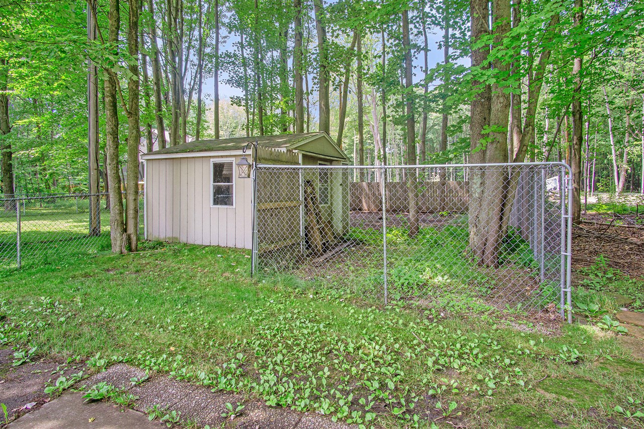 18501 148th Avenue, Spring Lake, MI, 49456-9278