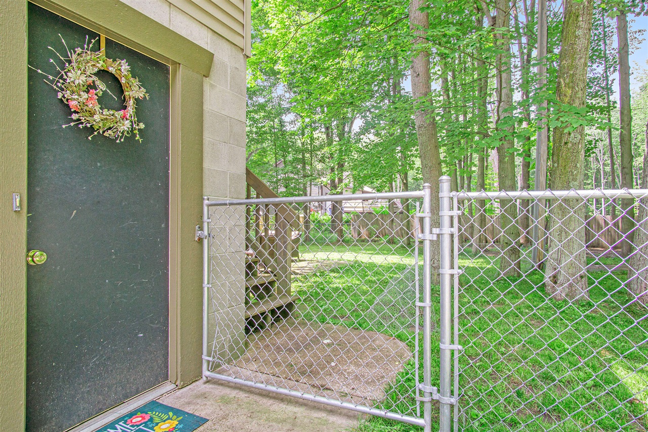 18501 148th Avenue, Spring Lake, MI, 49456-9278