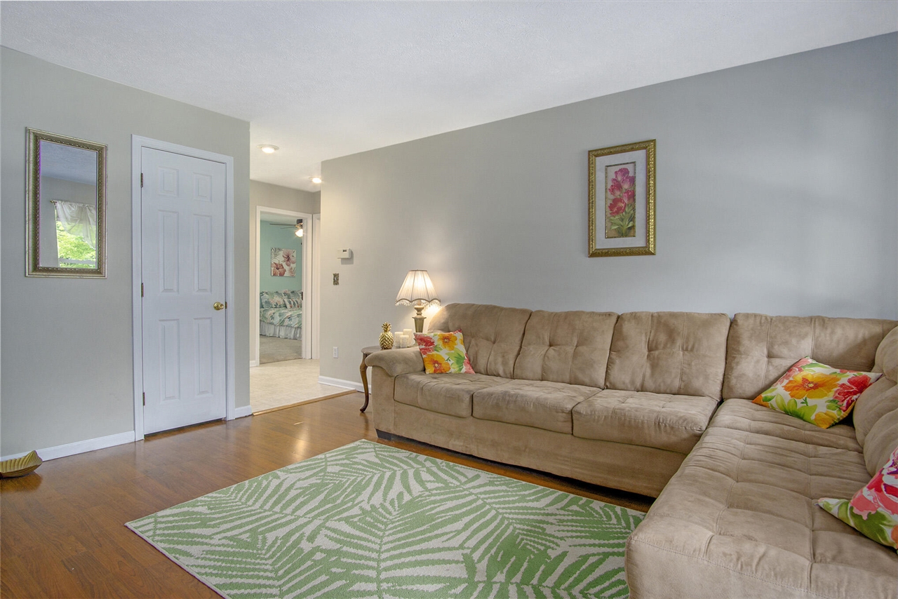 18501 148th Avenue, Spring Lake, MI, 49456-9278