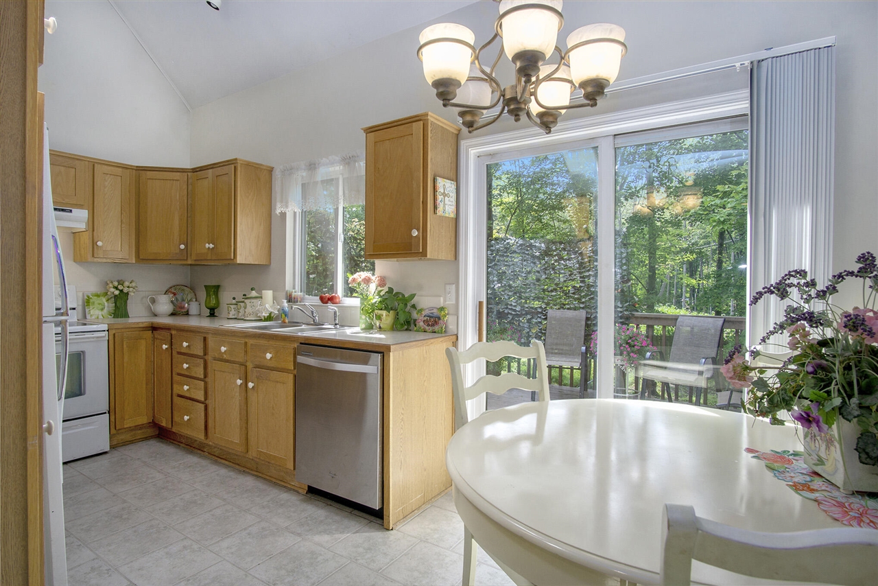 18501 148th Avenue, Spring Lake, MI, 49456-9278