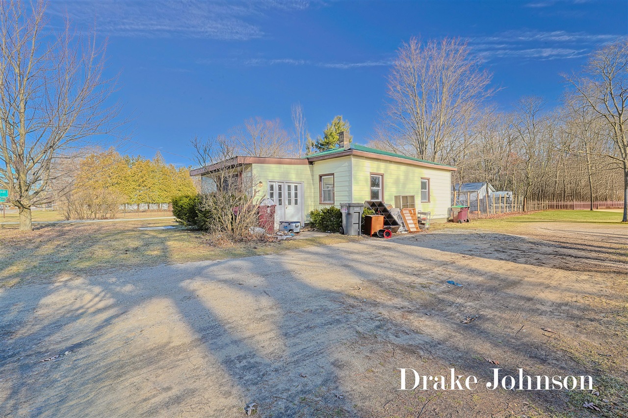 2474 Evanston Avenue, Muskegon, MI, 49442-6316