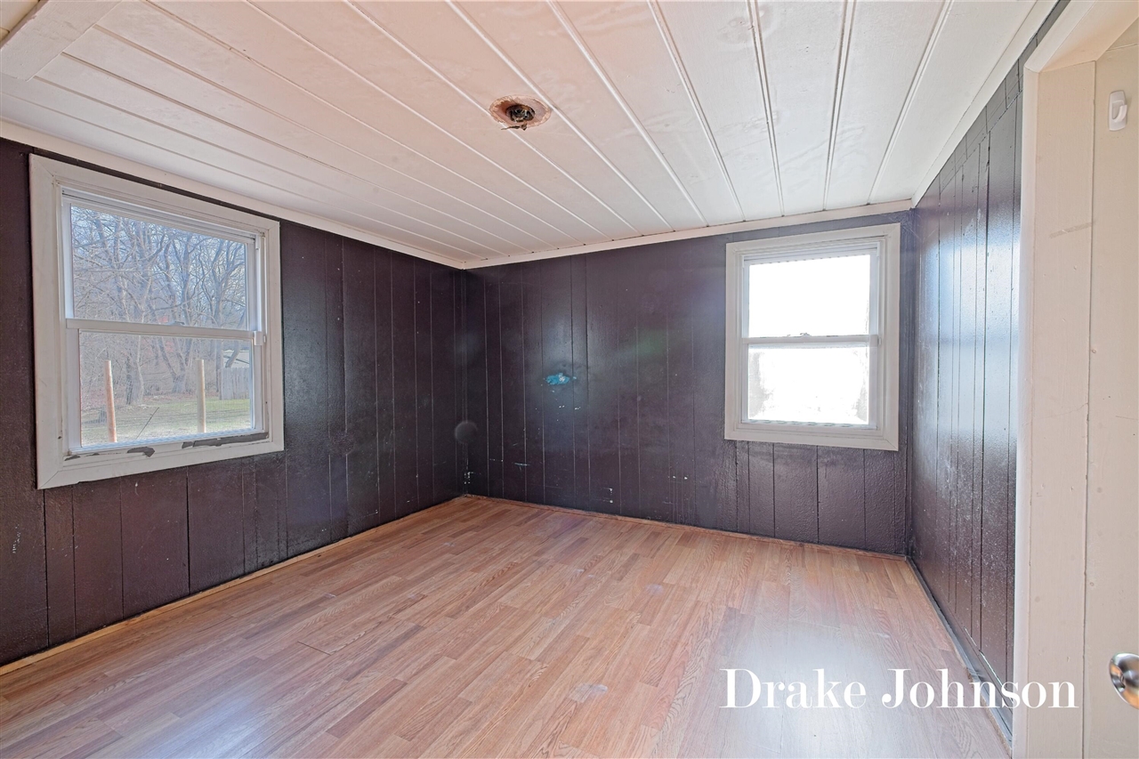 2474 Evanston Avenue, Muskegon, MI, 49442-6316