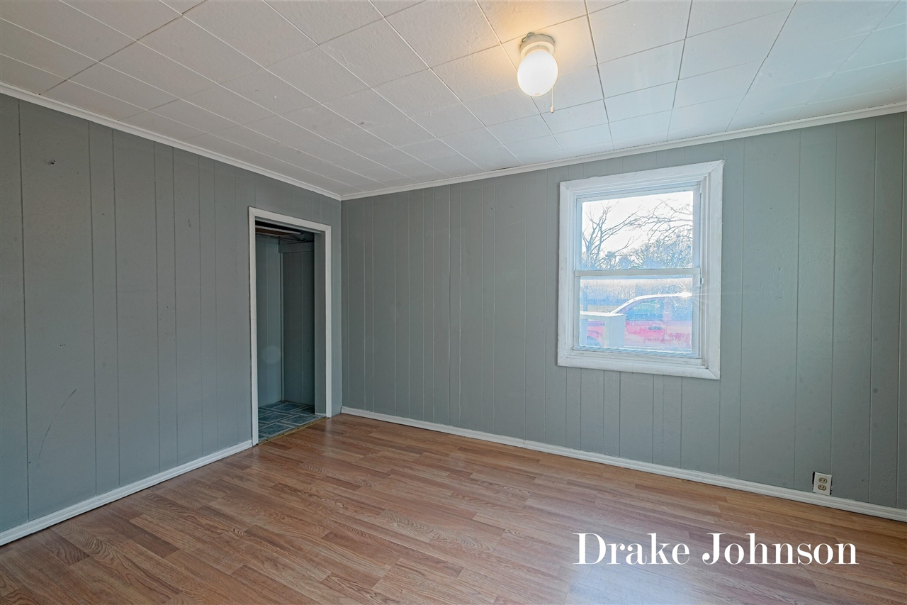 2474 Evanston Avenue, Muskegon, MI, 49442-6316