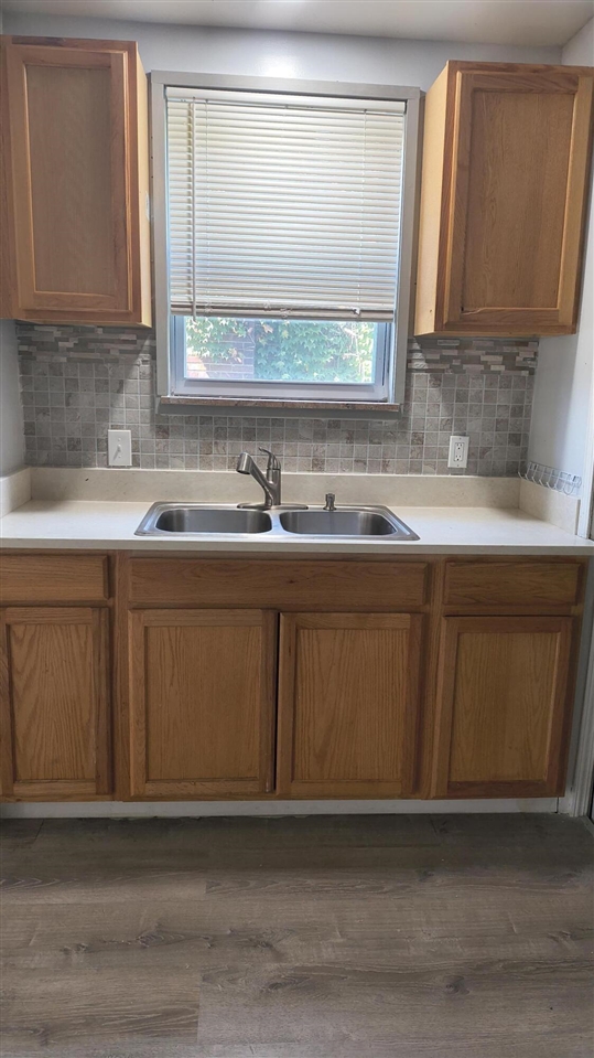 10904 N Mogul Street, Detroit, MI, 48224-2483