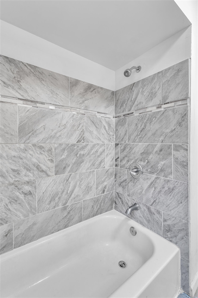 10904 N Mogul Street, Detroit, MI, 48224-2483