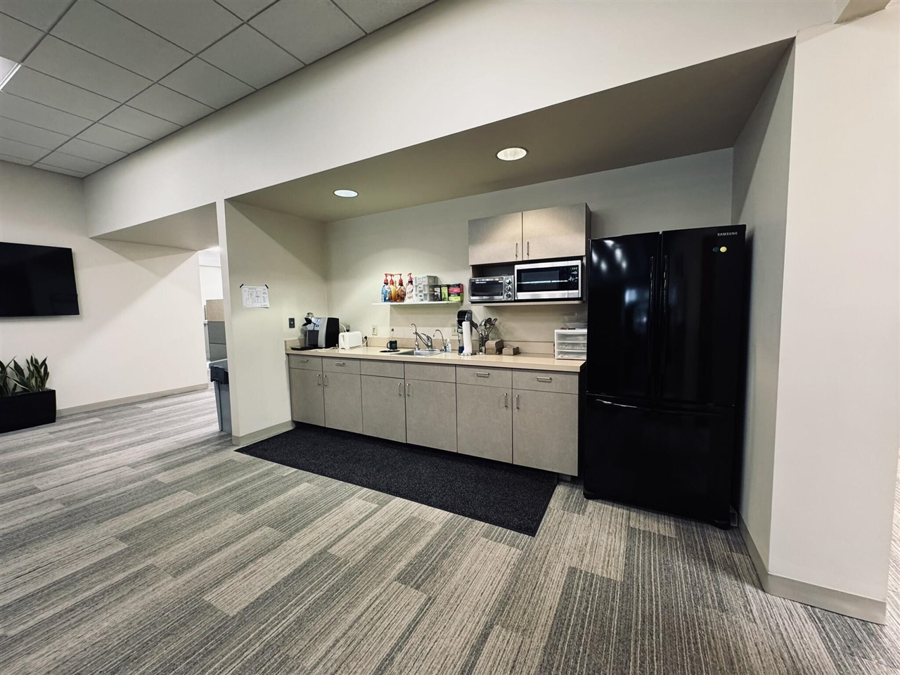 4775 Campus Drive, Kalamazoo, MI, 49008-2594