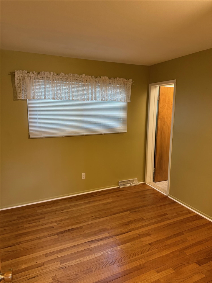 1073 Ruth Avenue, Ypsilanti, MI, 48198-6415