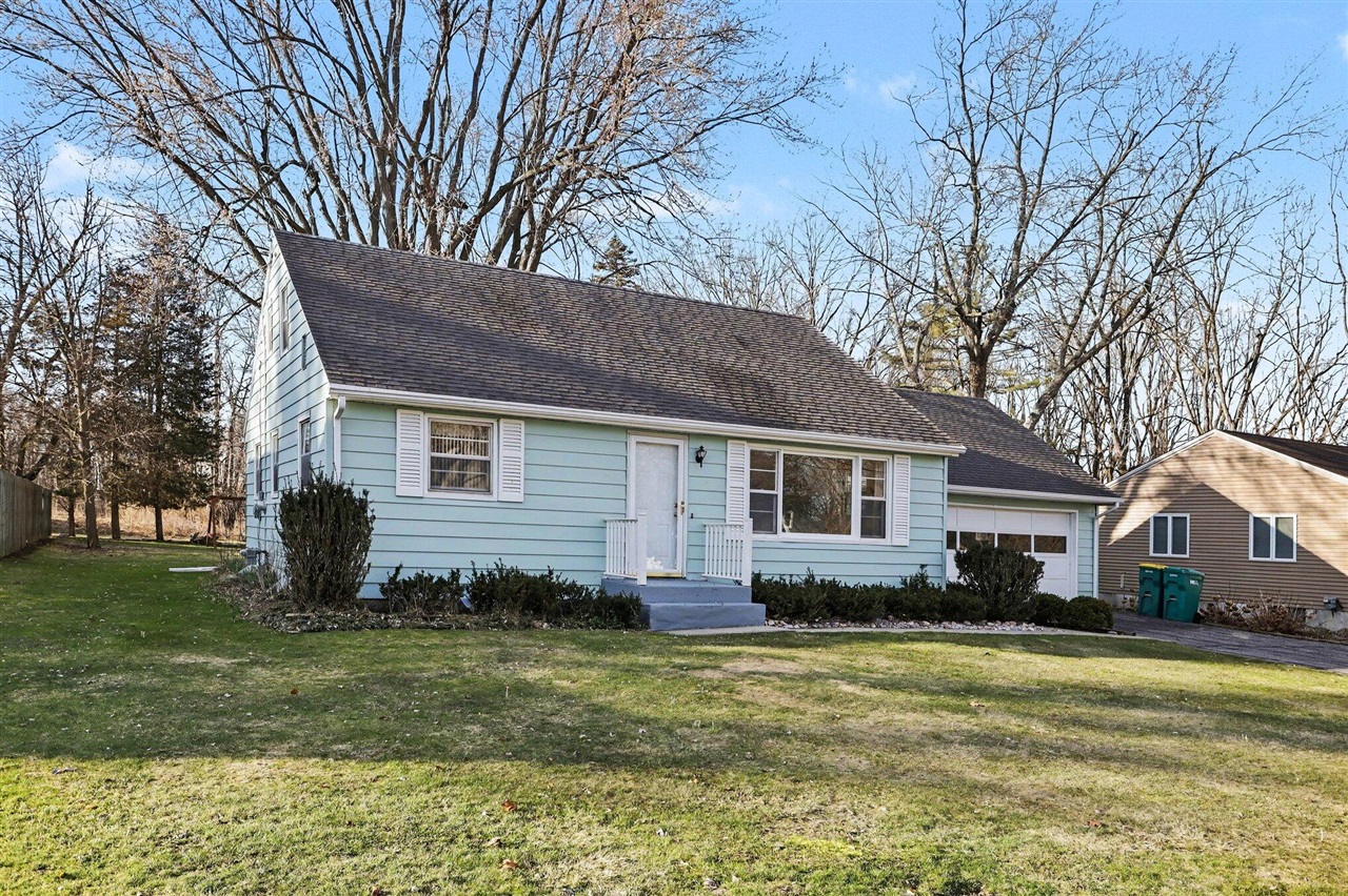 Homes for sale in Portage, MI | 1420 Friendly Ave, Portage, MI 49002 | MLS# 70518680