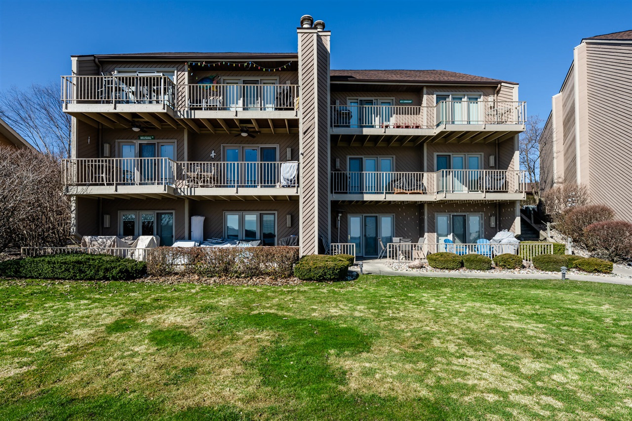 5251 Paw Paw Lake Road UNIT&nbsp;16, Coloma, MI, 49038