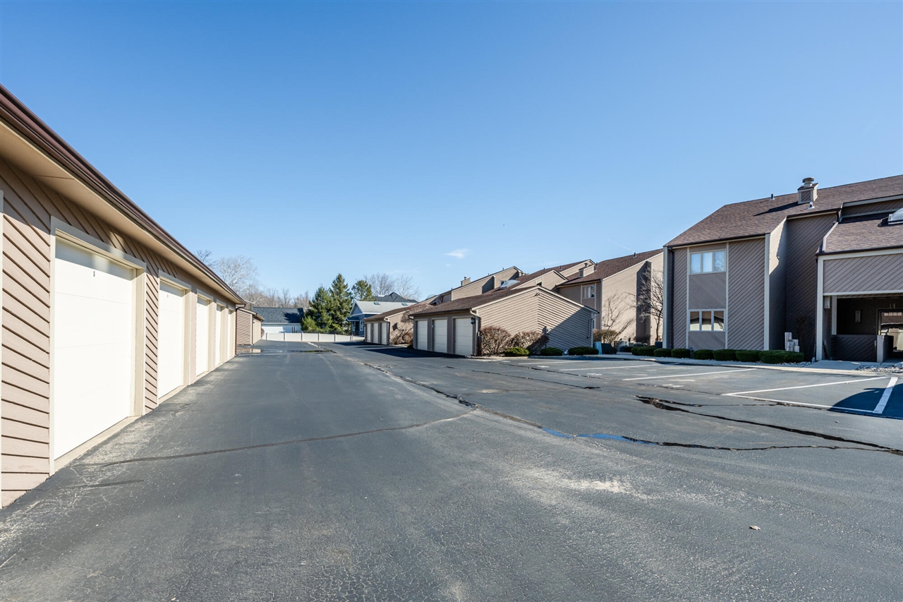 5251 Paw Paw Lake Road UNIT&nbsp;16, Coloma, MI, 49038