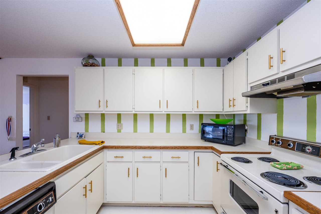 5251 Paw Paw Lake Road UNIT&nbsp;16, Coloma, MI, 49038