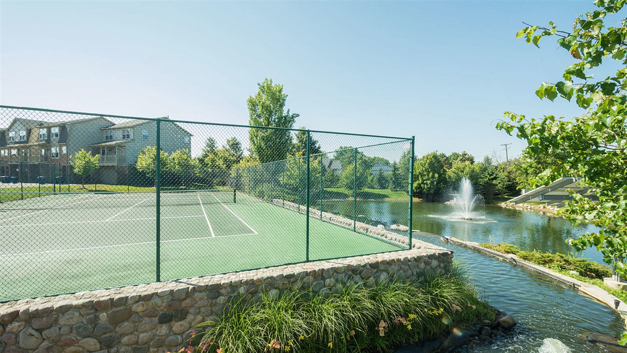 2890 Barclay Way, Ann Arbor, MI, 48105-9455