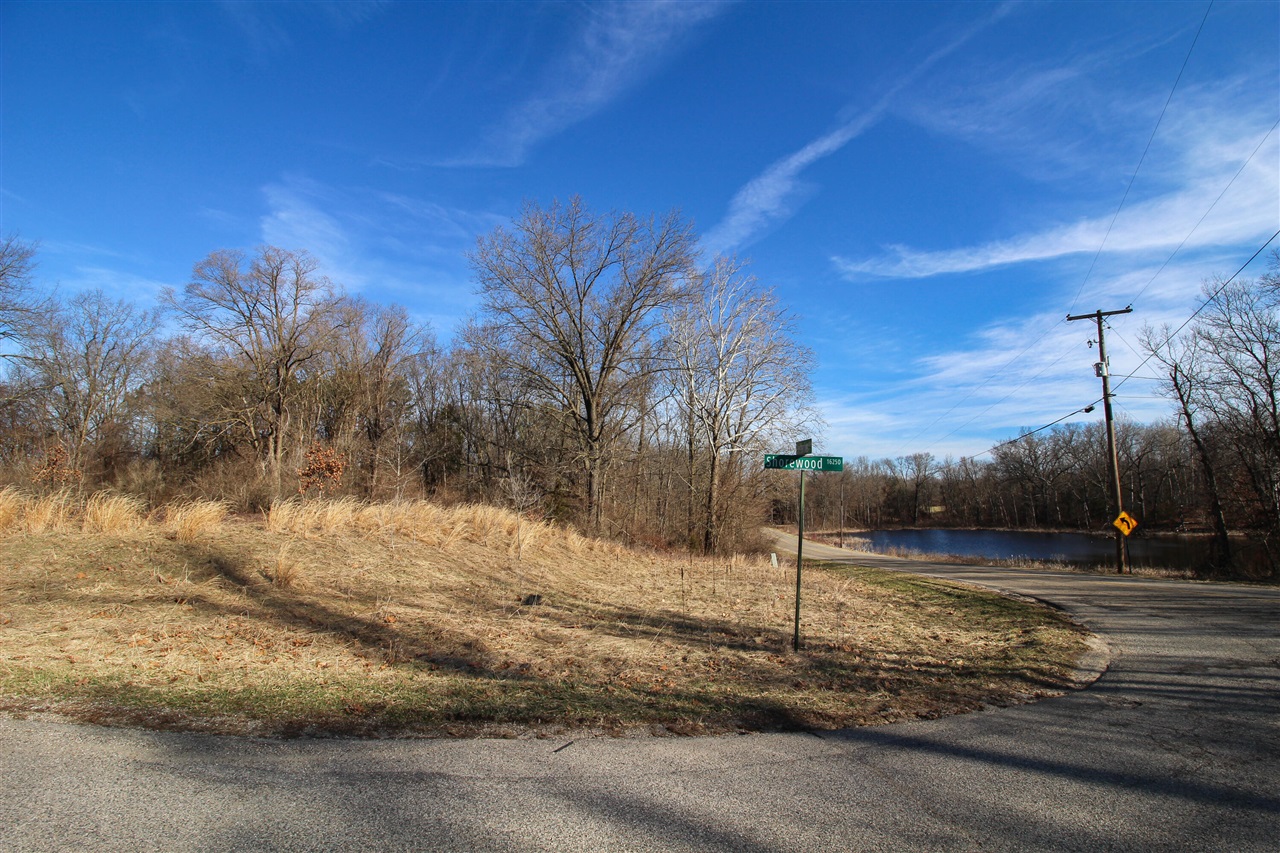 Shorewood Lot 1 Drive photo 14