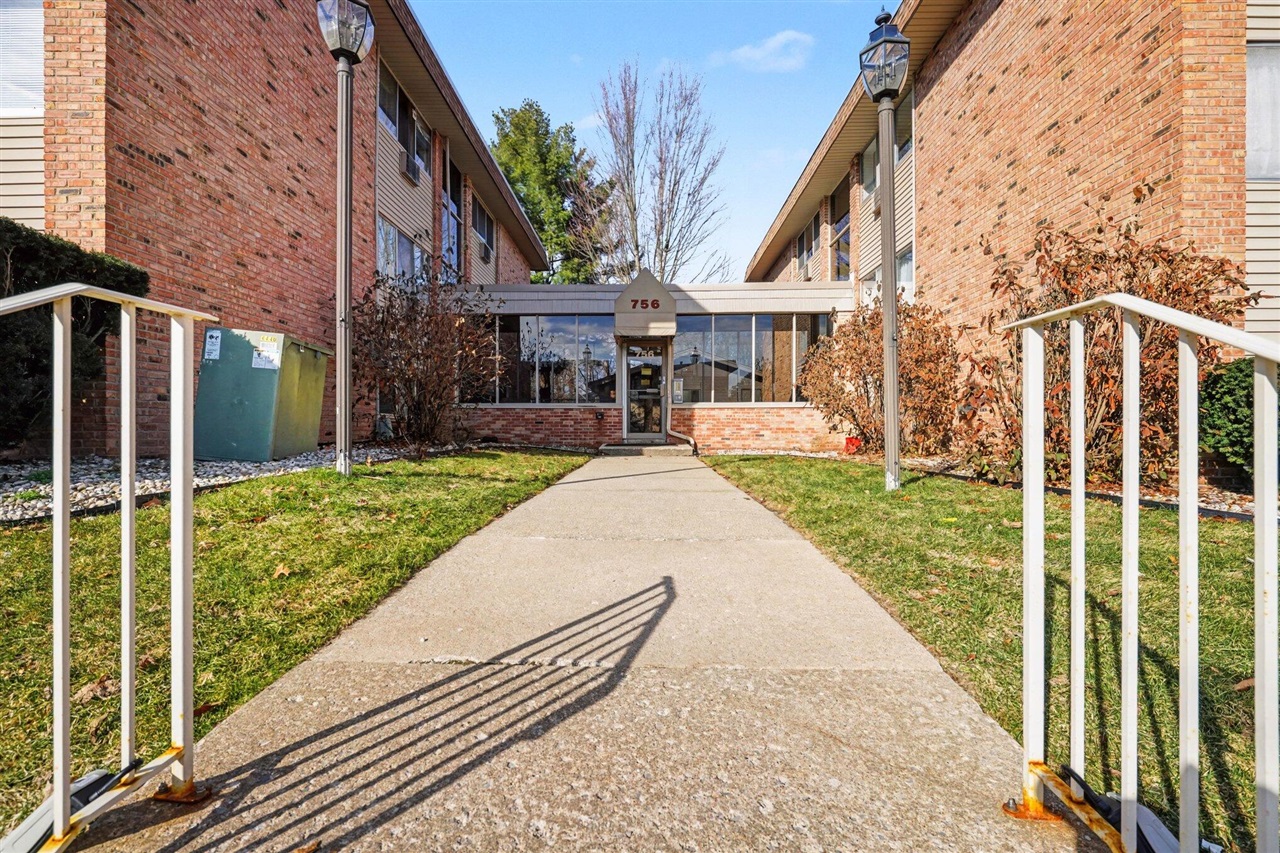 756 W Kilgore Road photo 1