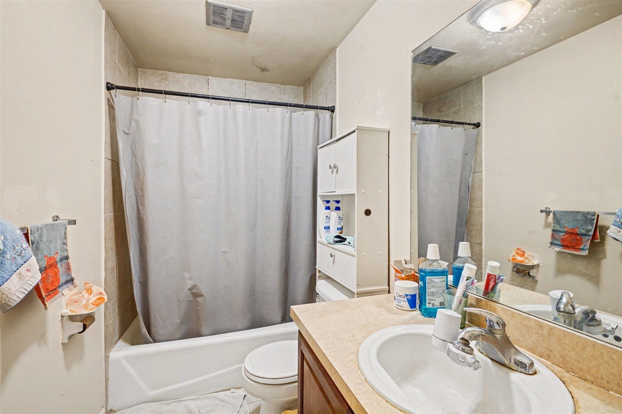 756 W Kilgore Road photo 17