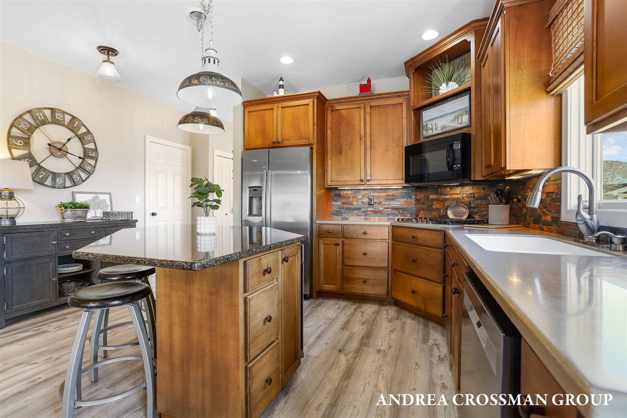 1284 Prestwick Drive, Holland, MI, 49423