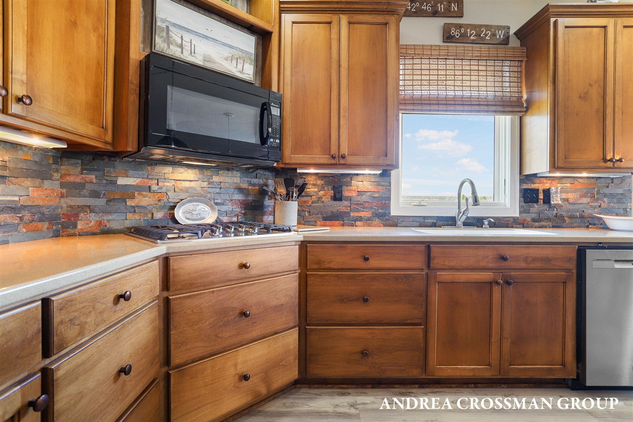 1284 Prestwick Drive, Holland, MI, 49423