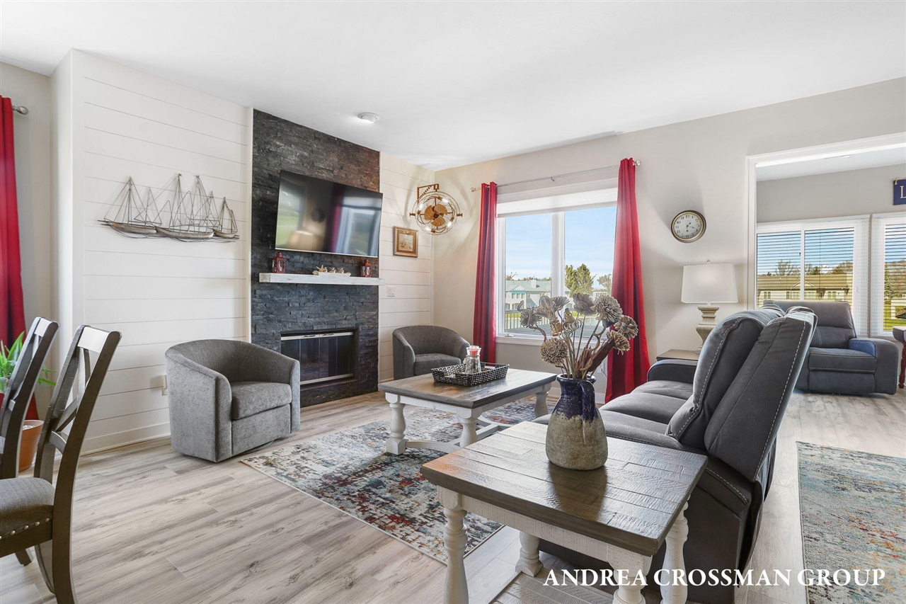 1284 Prestwick Drive, Holland, MI, 49423