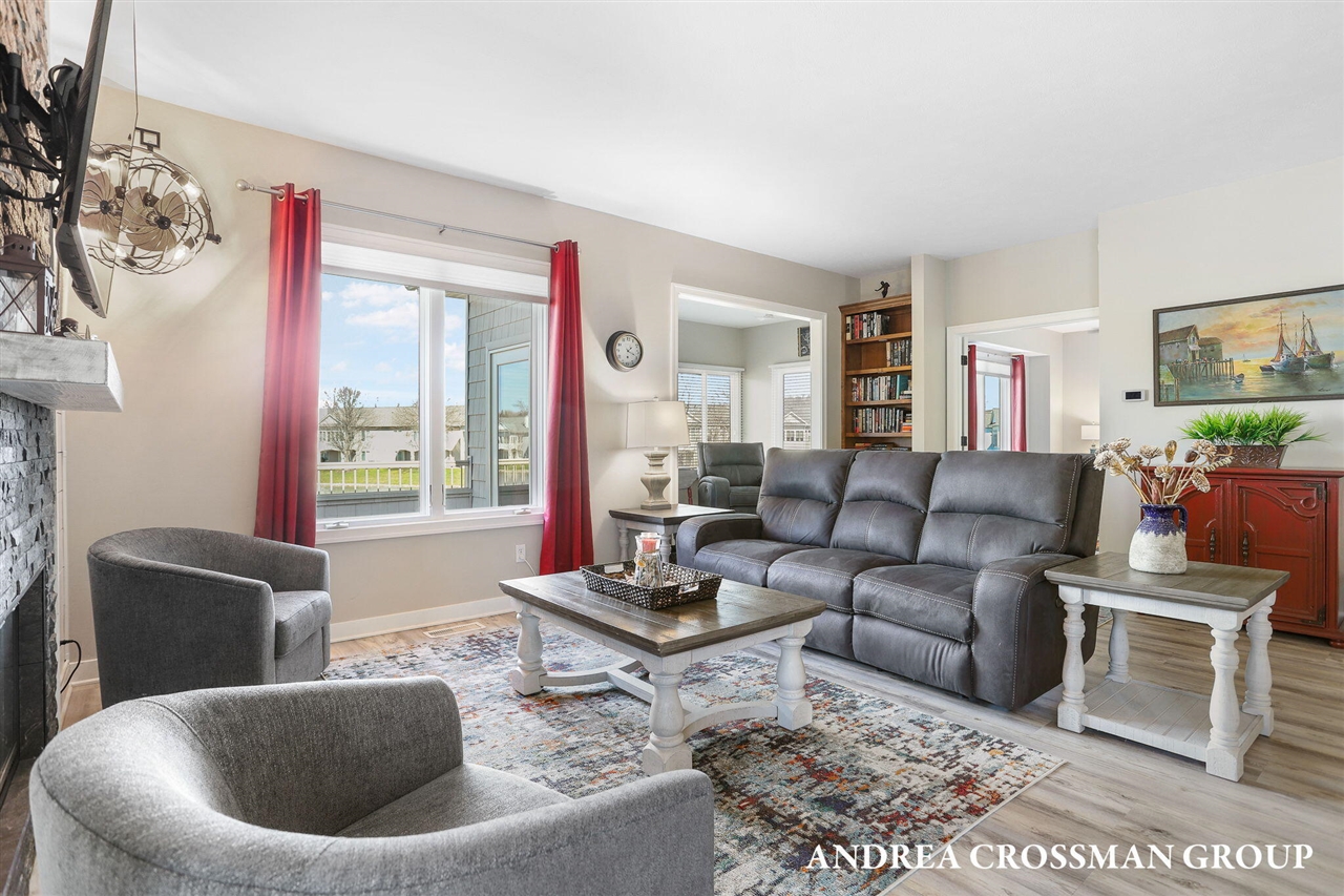 1284 Prestwick Drive, Holland, MI, 49423