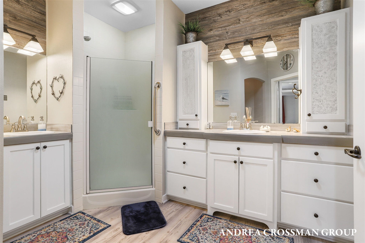 1284 Prestwick Drive, Holland, MI, 49423