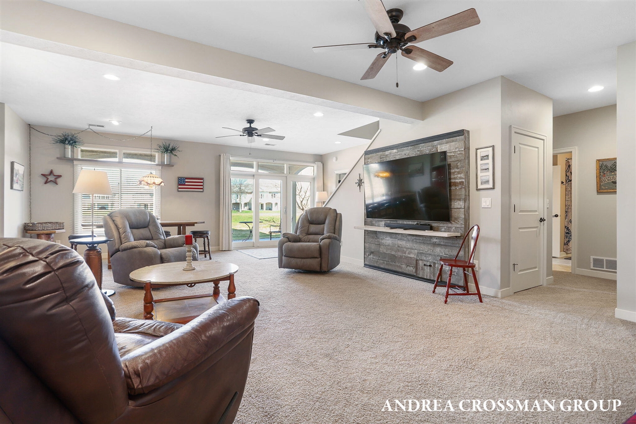 1284 Prestwick Drive, Holland, MI, 49423