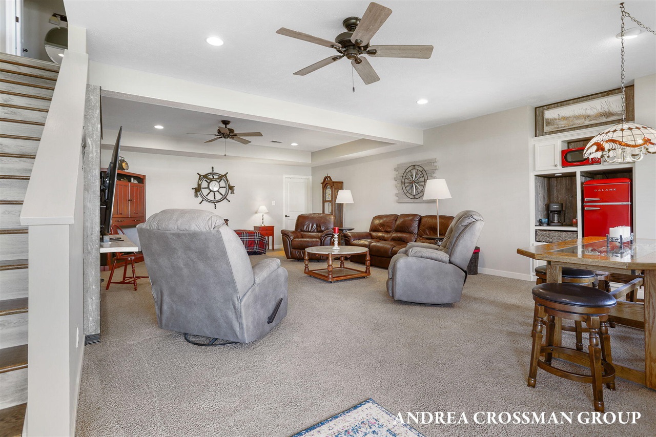 1284 Prestwick Drive, Holland, MI, 49423