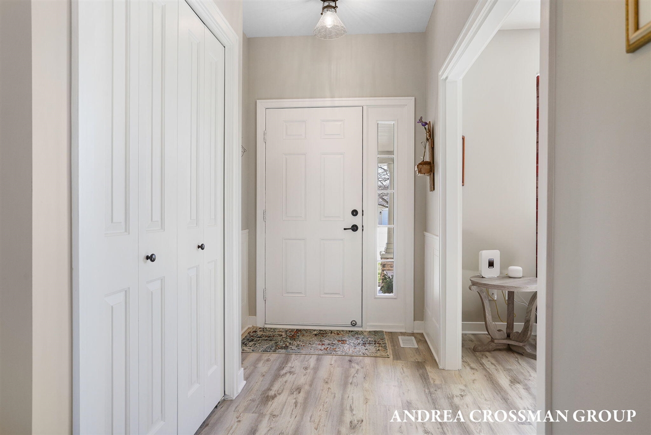 1284 Prestwick Drive, Holland, MI, 49423