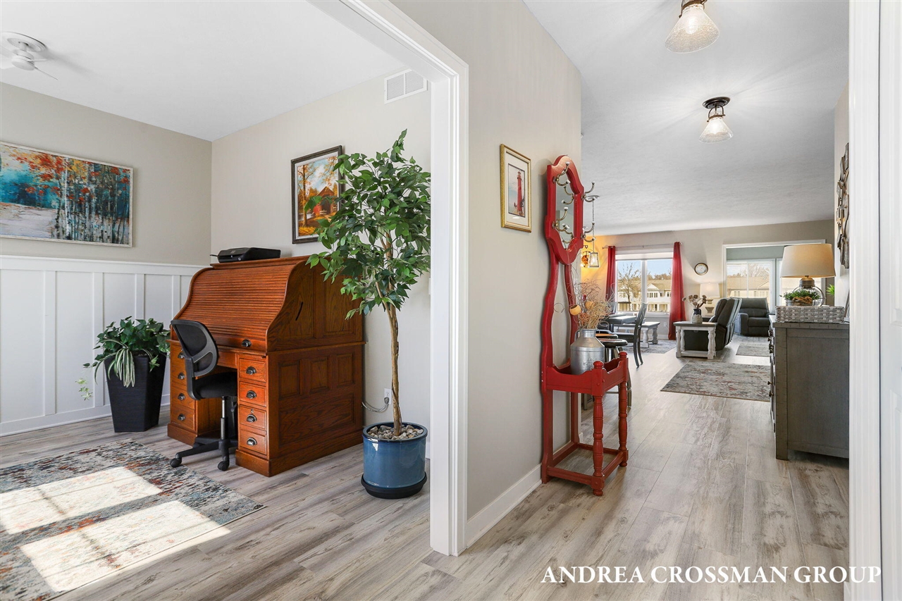 1284 Prestwick Drive, Holland, MI, 49423