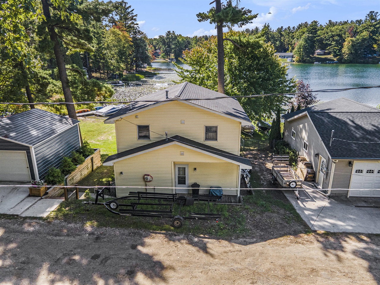 6271 10th Street, Twin Lake, MI, 49457-9712