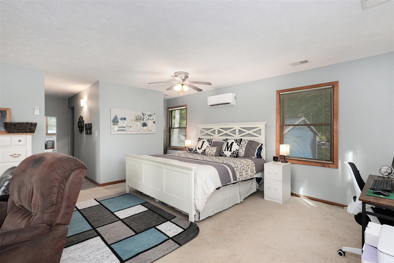 6271 10th Street, Twin Lake, MI, 49457-9712