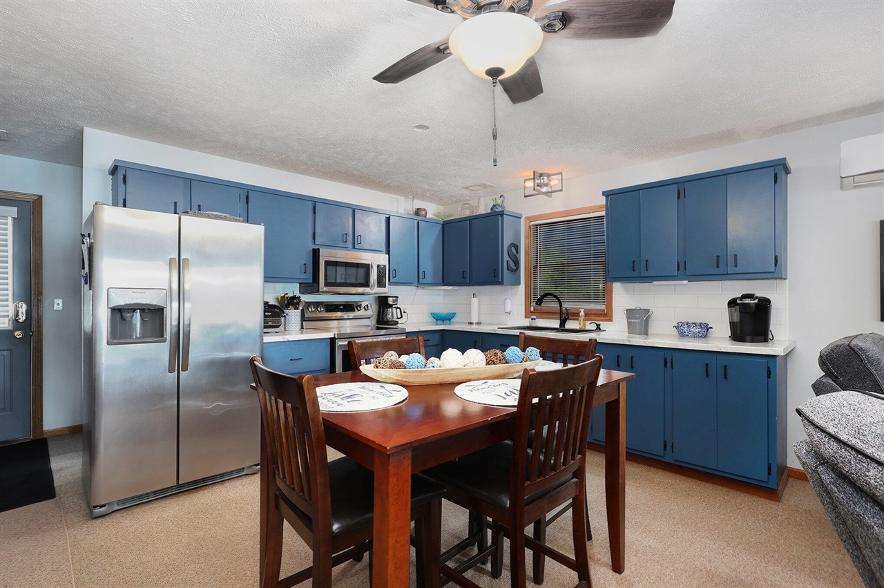 6271 10th Street, Twin Lake, MI, 49457-9712