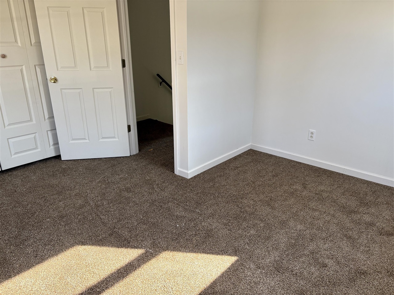 17312 Oak Street, Spring Lake, MI, 49456-1853