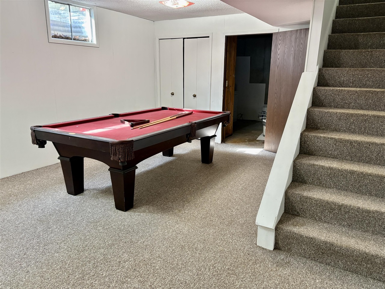 17312 Oak Street, Spring Lake, MI, 49456-1853