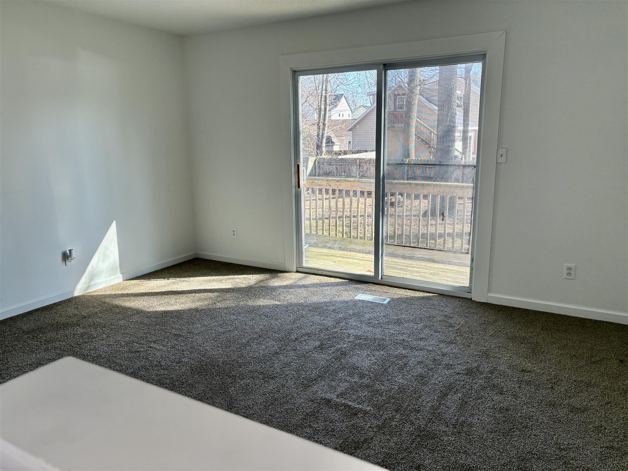 17312 Oak Street, Spring Lake, MI, 49456-1853