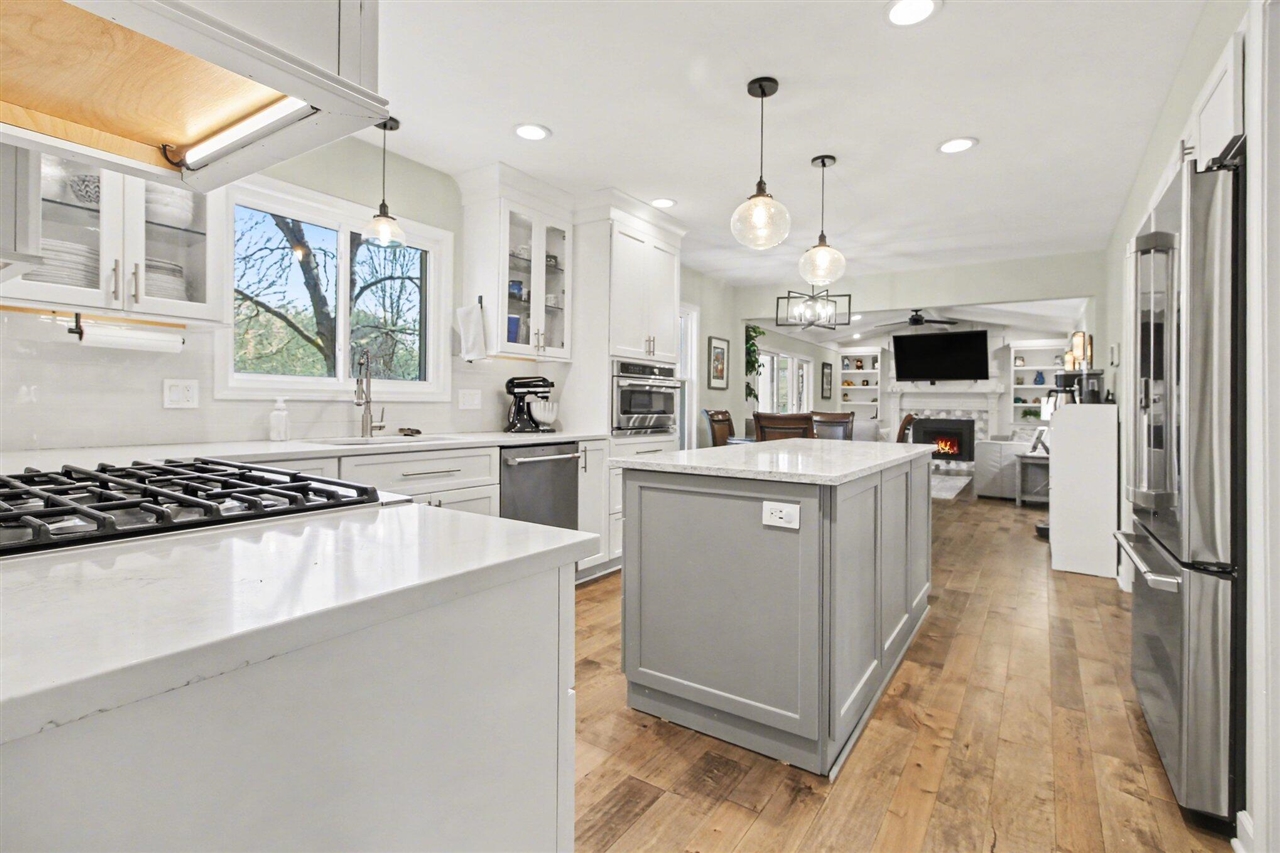 10030 Tennyson Drive, Plymouth, MI, 48170-3646