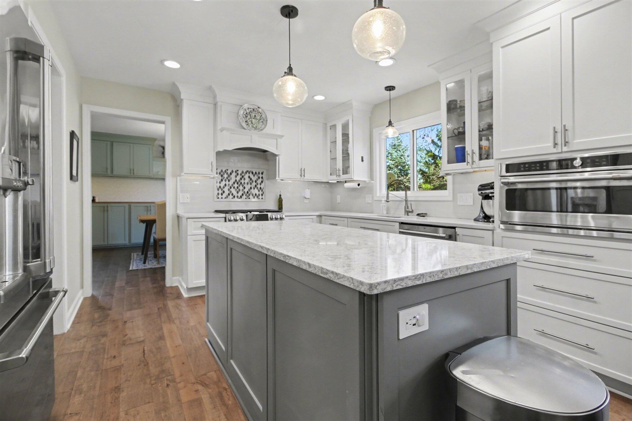 10030 Tennyson Drive, Plymouth, MI, 48170-3646