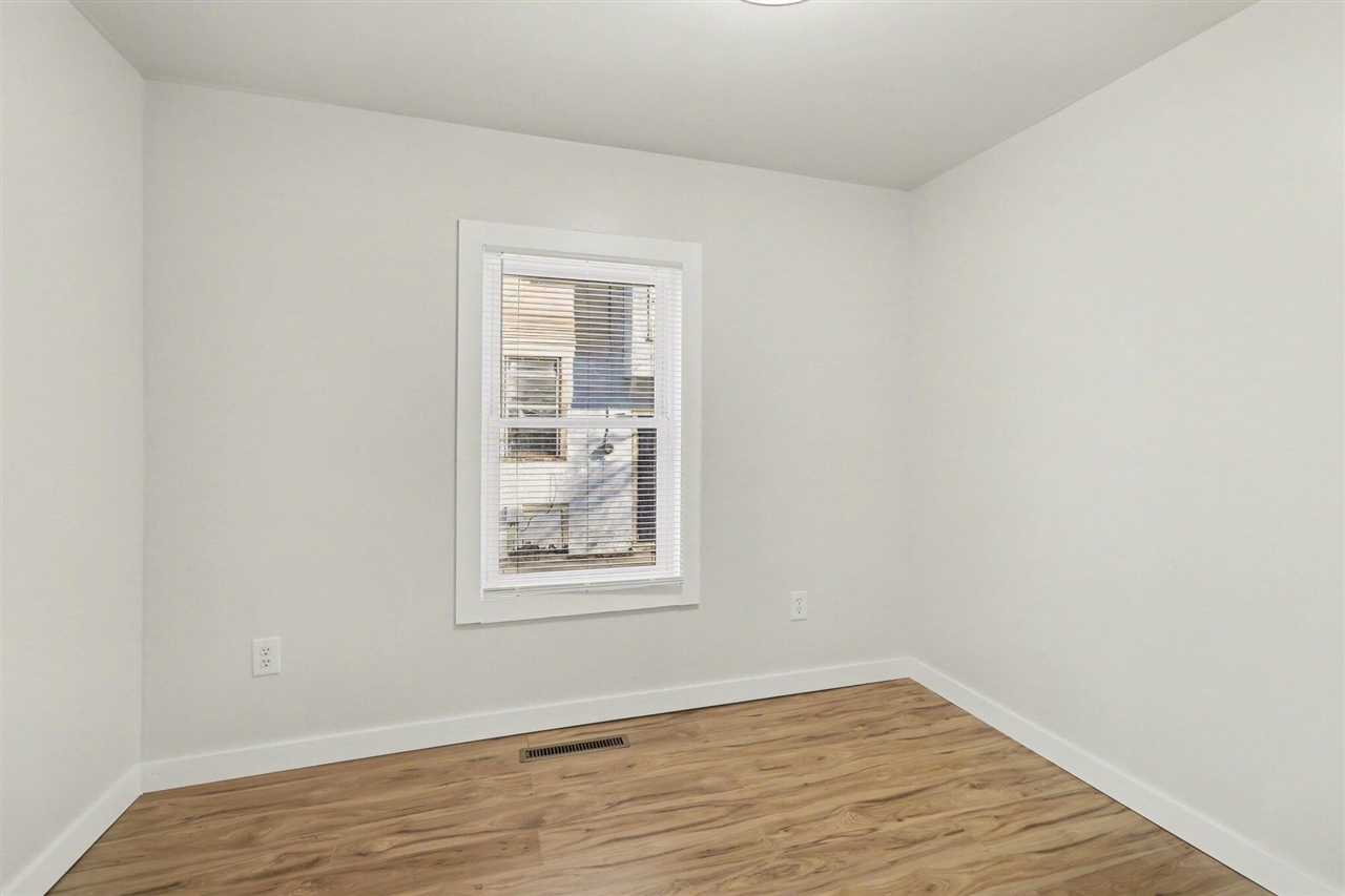 620 Charlotte Avenue, Kalamazoo, MI, 49048-1806