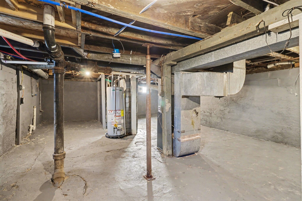 620 Charlotte Avenue, Kalamazoo, MI, 49048-1806