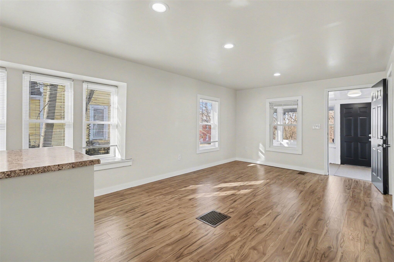 620 Charlotte Avenue, Kalamazoo, MI, 49048-1806