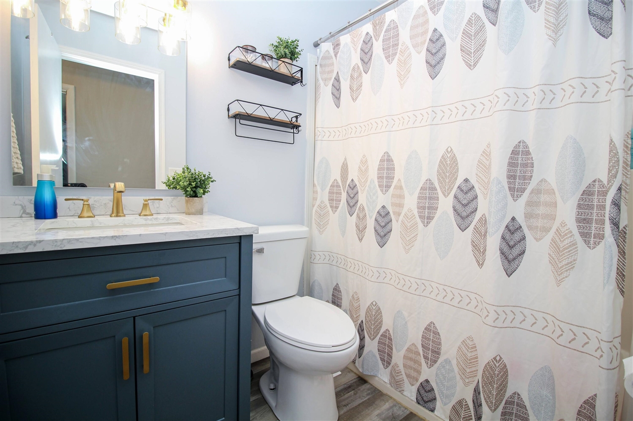 708 Wilshire Drive, Sturgis, MI, 49091-8820