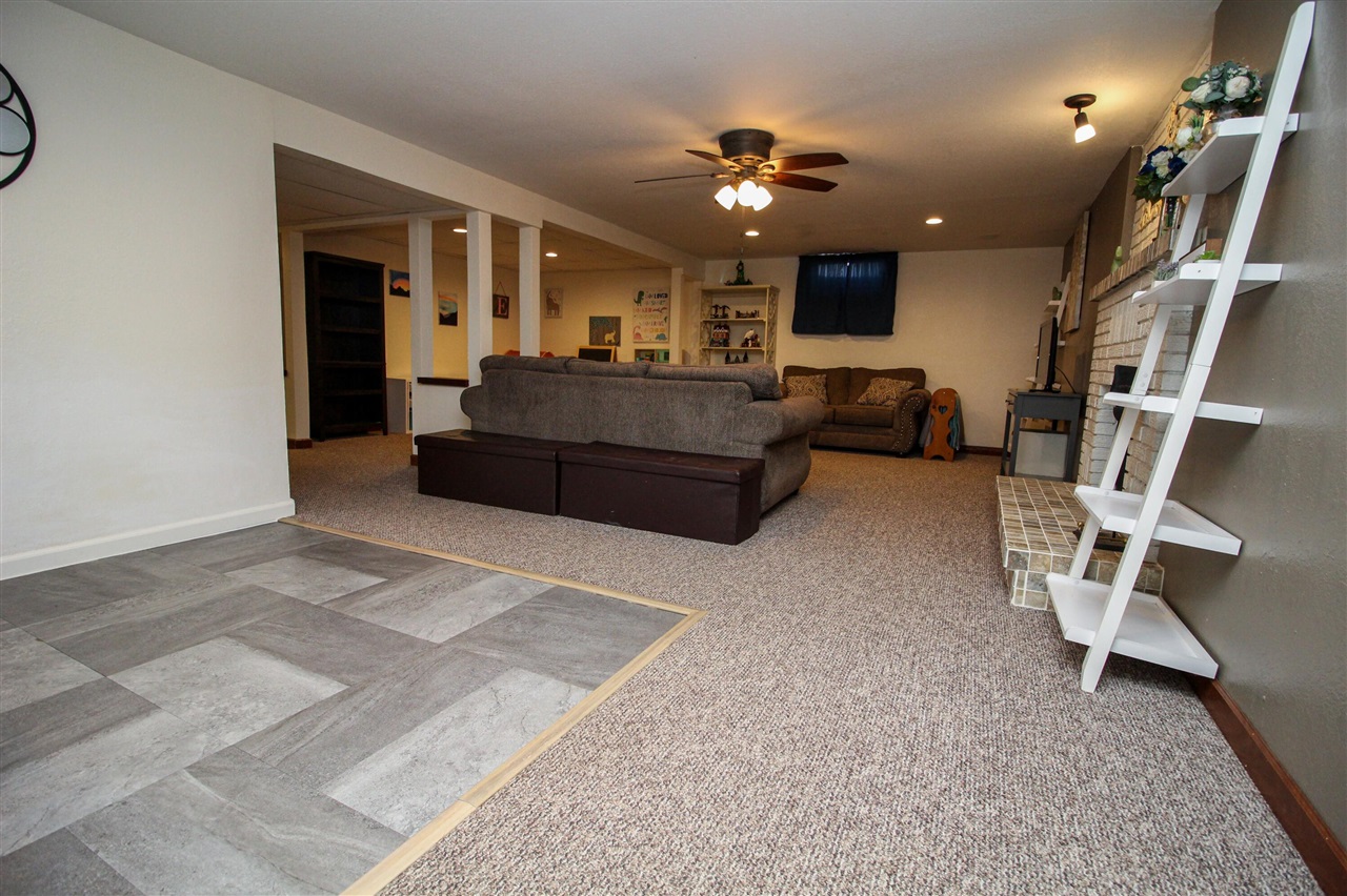 708 Wilshire Drive, Sturgis, MI, 49091-8820