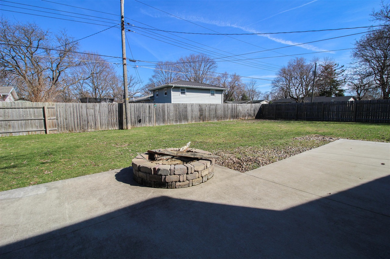 708 Wilshire Drive, Sturgis, MI, 49091-8820