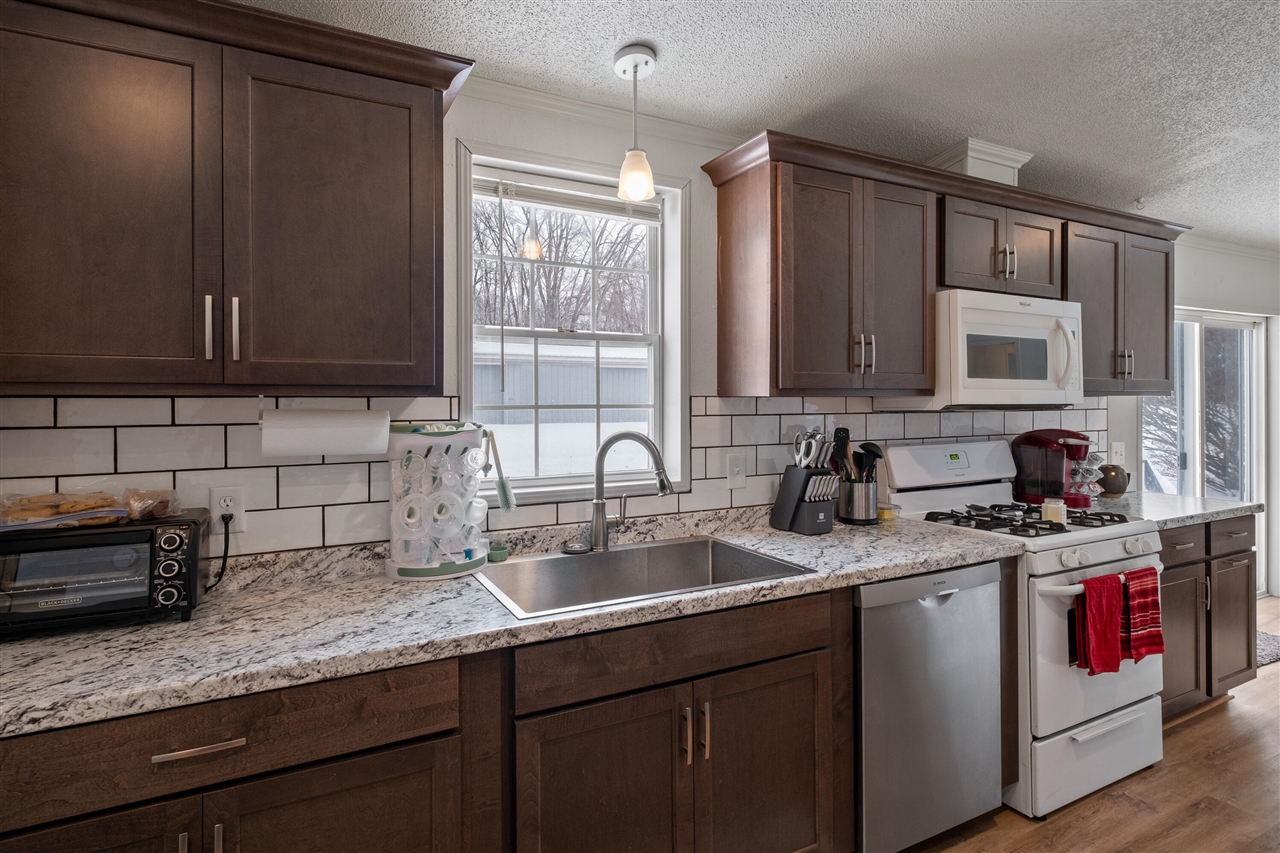 11310 W Bluewater Highway, Lowell, MI, 49331-8701