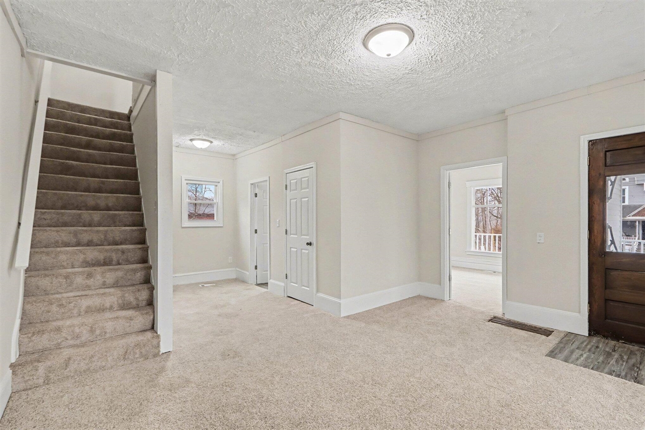 1607 E Michigan Avenue, Kalamazoo, MI, 49048