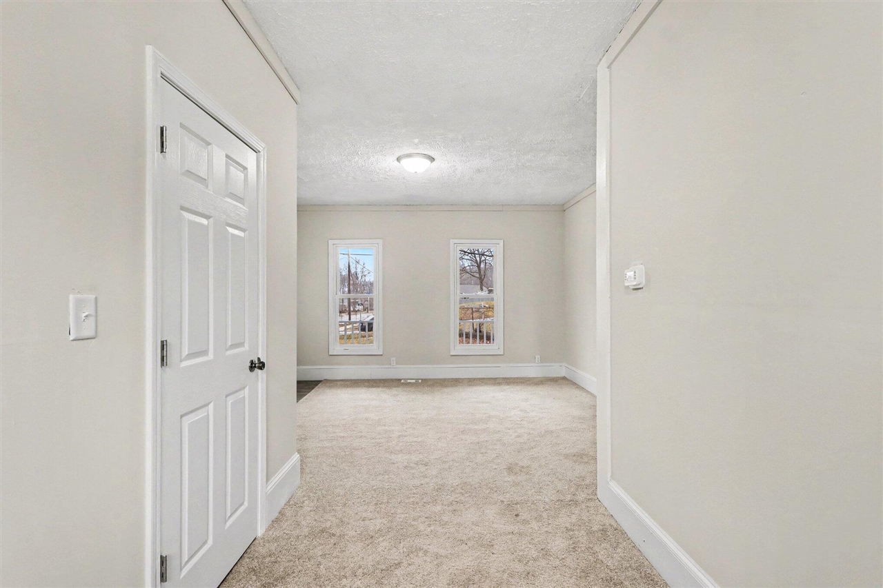 1607 E Michigan Avenue, Kalamazoo, MI, 49048