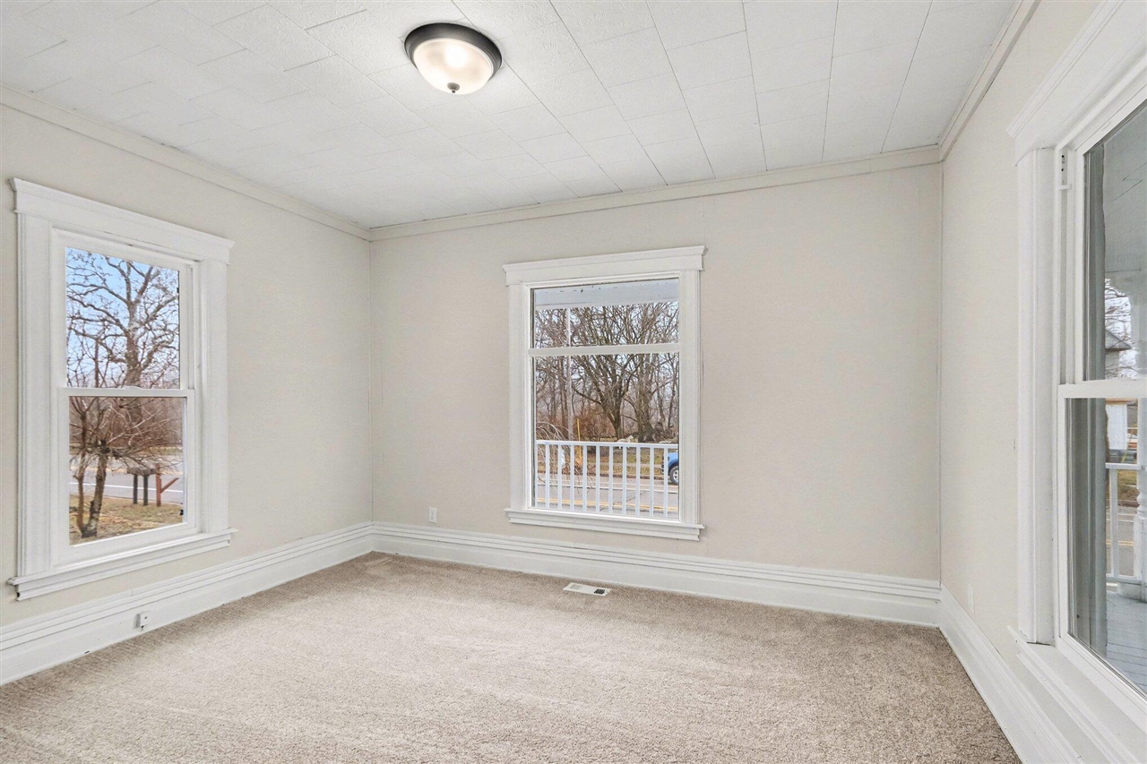 1607 E Michigan Avenue, Kalamazoo, MI, 49048