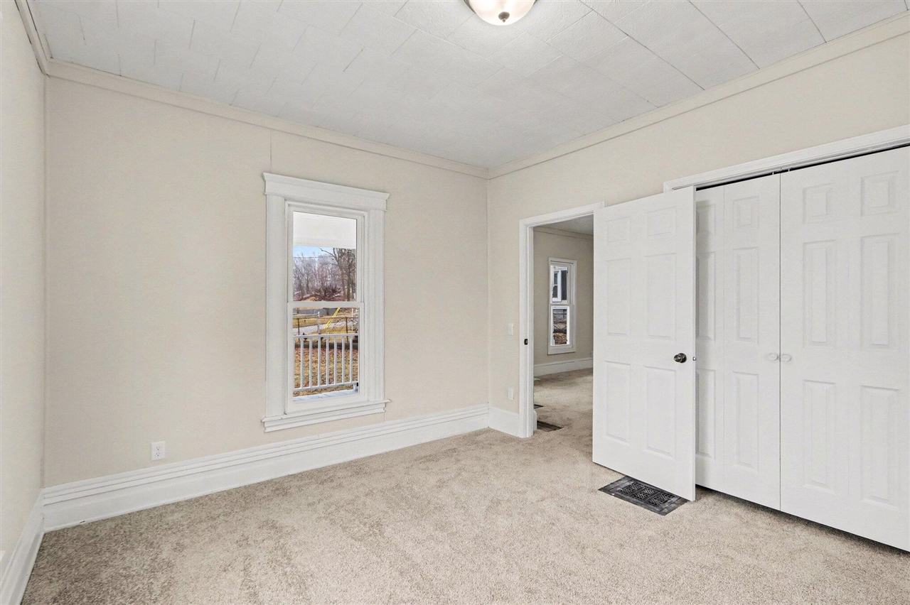 1607 E Michigan Avenue, Kalamazoo, MI, 49048