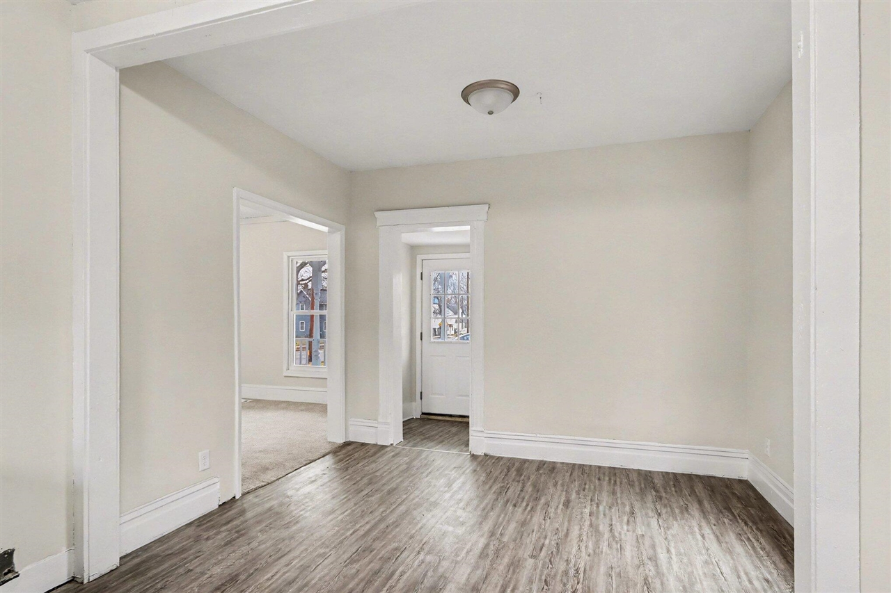 1607 E Michigan Avenue, Kalamazoo, MI, 49048