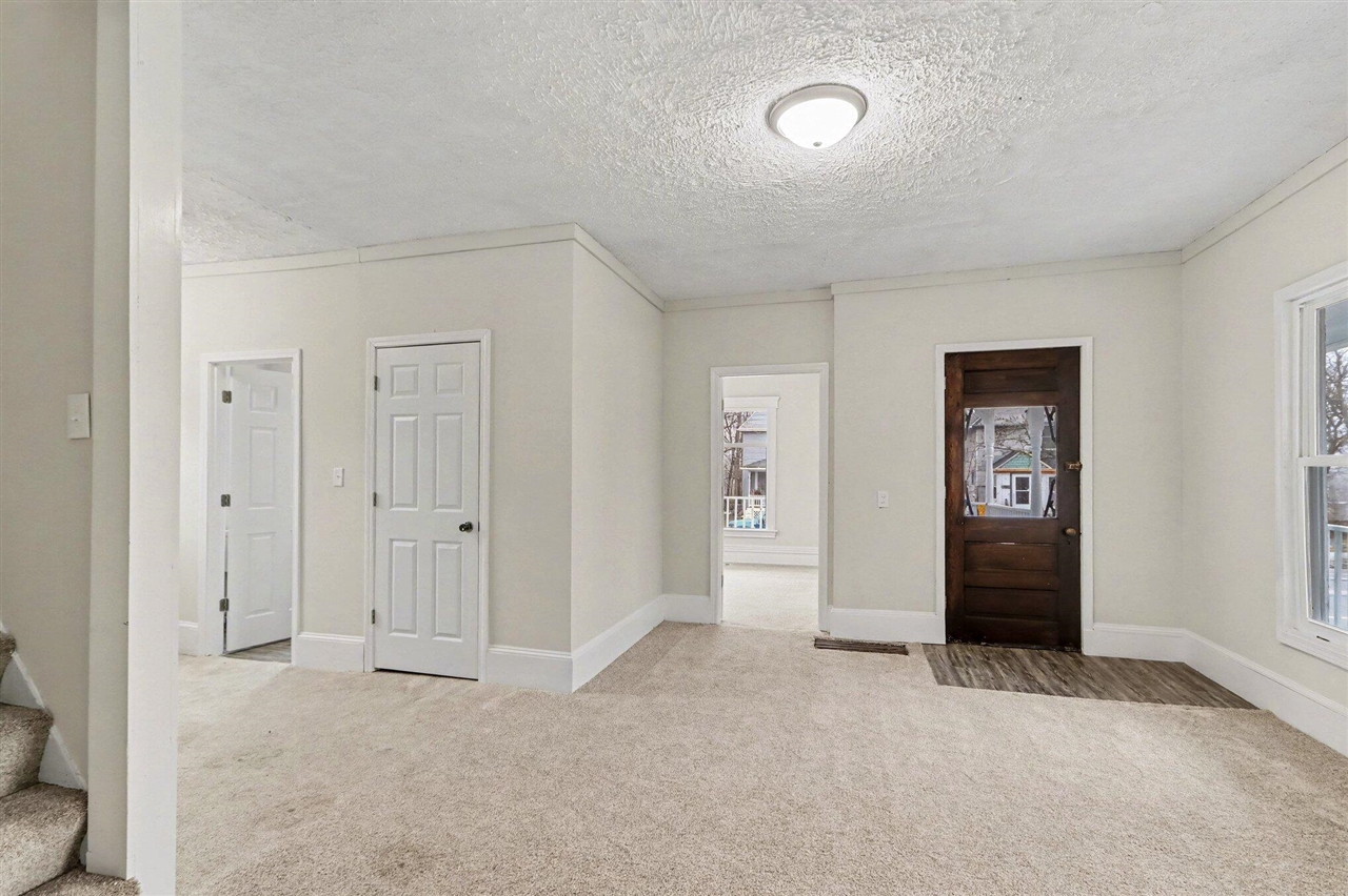 1607 E Michigan Avenue, Kalamazoo, MI, 49048